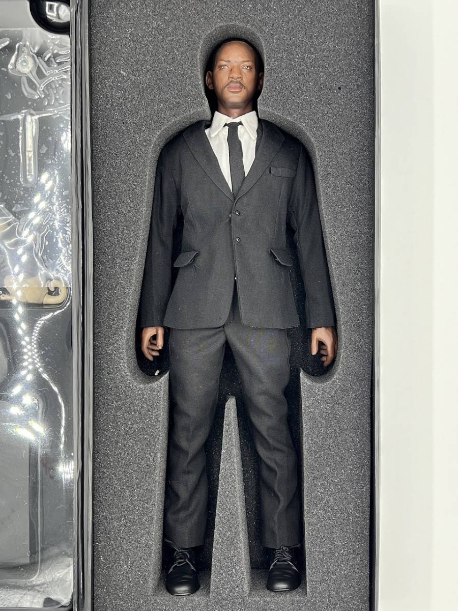 エンターベイ 1/6 リアルマスターピース コレクティブル フィギュア 