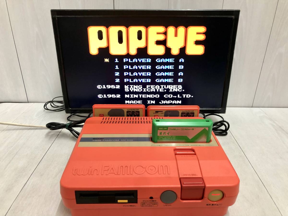 美品！ ☆ ツインファミコン TWIN FAMICOM AN-505 SHARP シャープ 赤