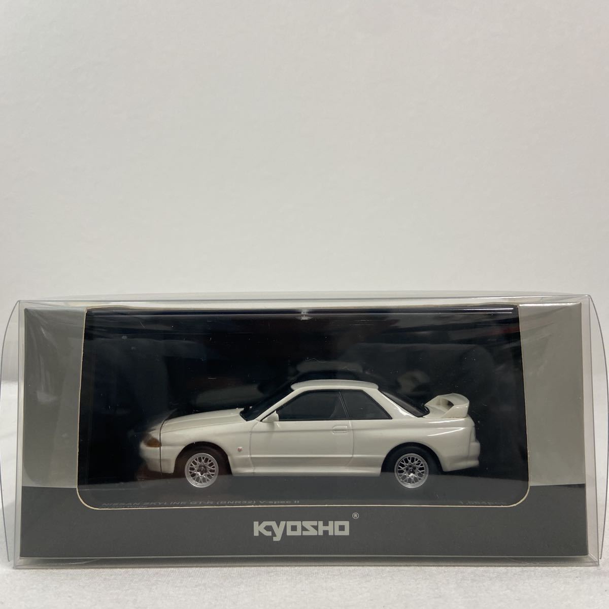 京商 1/43 NISSAN SKYLINE GT-R BNR32 V-specⅡ Crystal White 日産