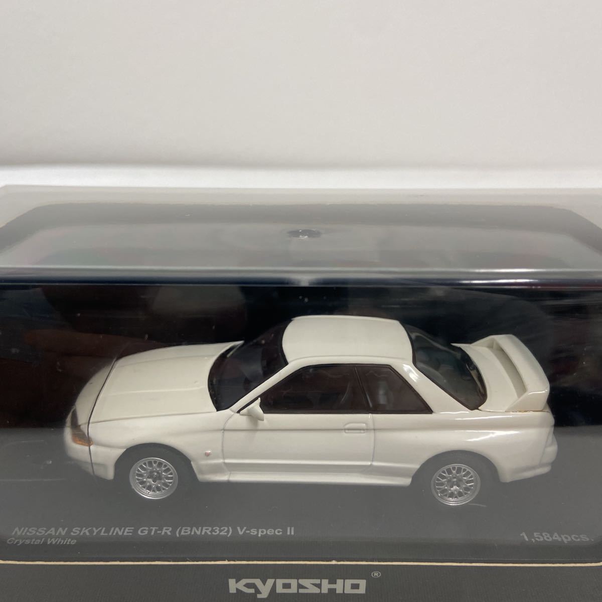 京商 1/43 NISSAN SKYLINE GT-R BNR32 V-specⅡ Crystal White 日産