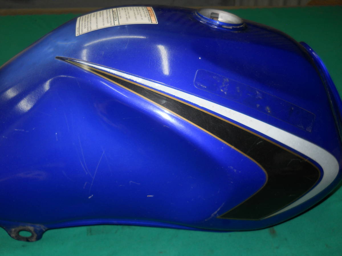 ＥＮ125-2Ａ純正タンク