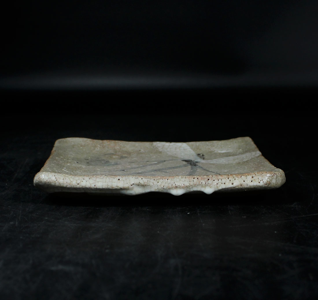 魯山人志野芒絵四方皿