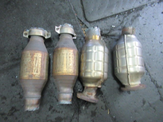 【2026，新作】 A02897-F レクサス GS450h GWS191 純正 触媒 コンバーター キャタライザー 4点セット 2GR-FSE(レクサス用)｜売買されたオークション情報、yahooの商品情報をアーカイブ公開 - オークファン レクサス用