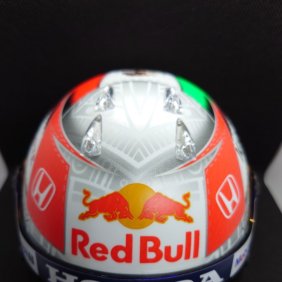2021 レッドブル ホンダ F1 フェルスタッペン オランダ 1⁄2ヘルメット