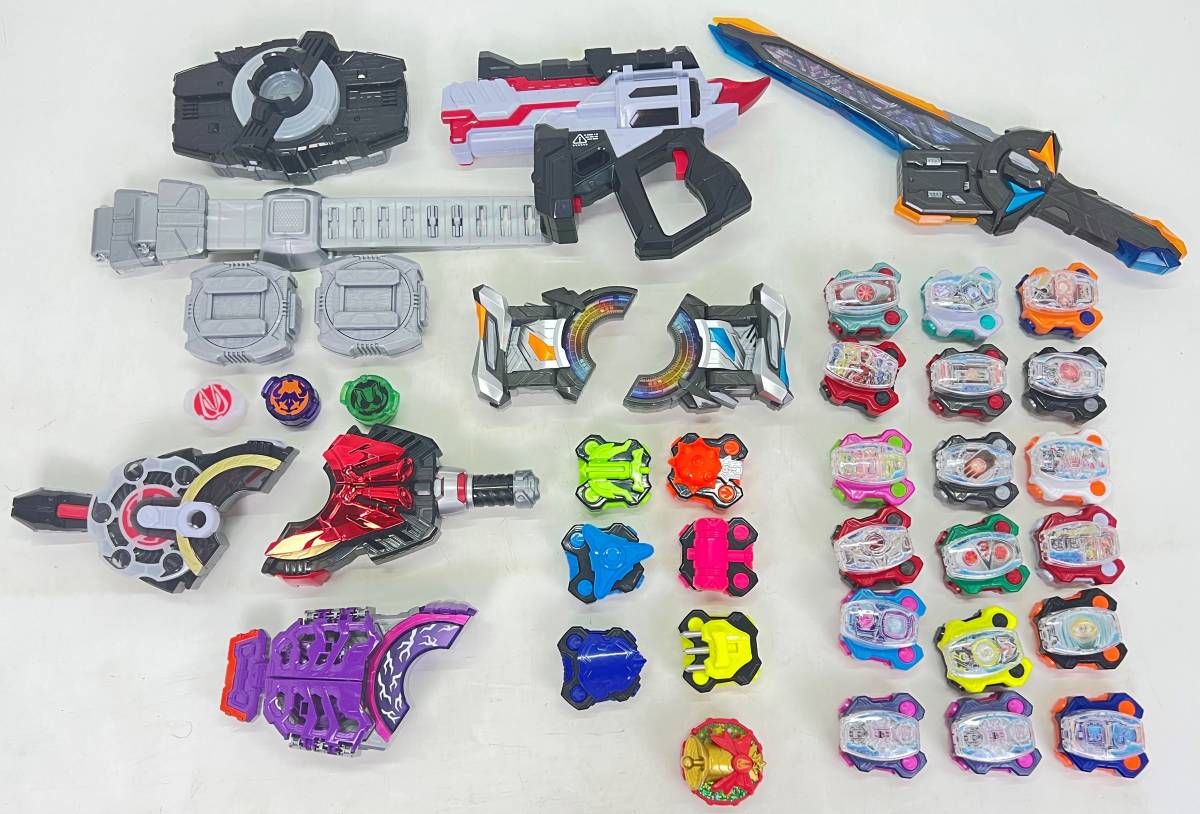 1981】仮面ライダーギーツ 変身ベルト 変身アイテム 武器 まとめ 