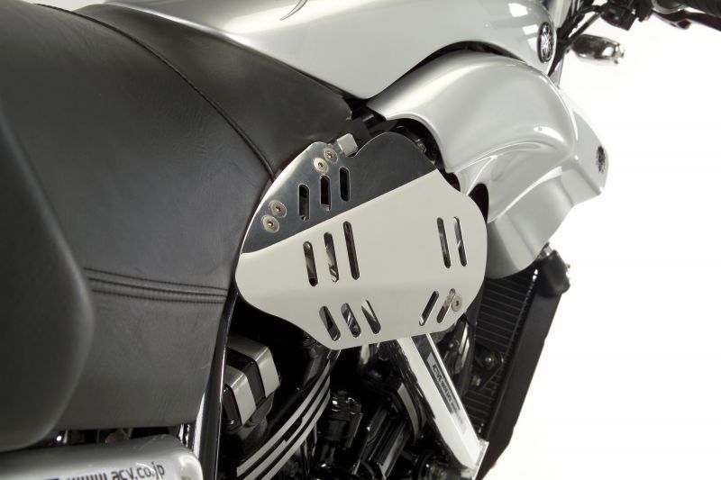 アクティブ ニーグリッププレート バフ [スリットタイプ] YAMAHA V MAX1200 '85 ～ '06 ニーグリッププレート ACTIVE | ACTIVE(アクティブ [HOLEタイプ] [ホール
