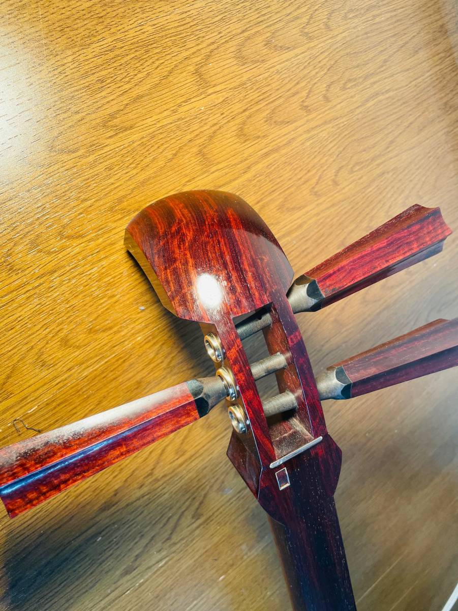 最高級　津軽三味線　金細　子持綾杉胴　両面高音質人工皮張り済み。_5