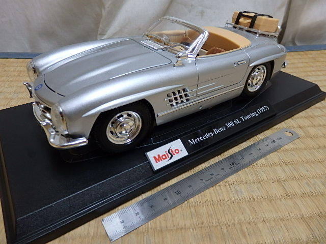 模型・プラモデル メルセデスベンツ 300 SL ツーリング 1/18スケール模型