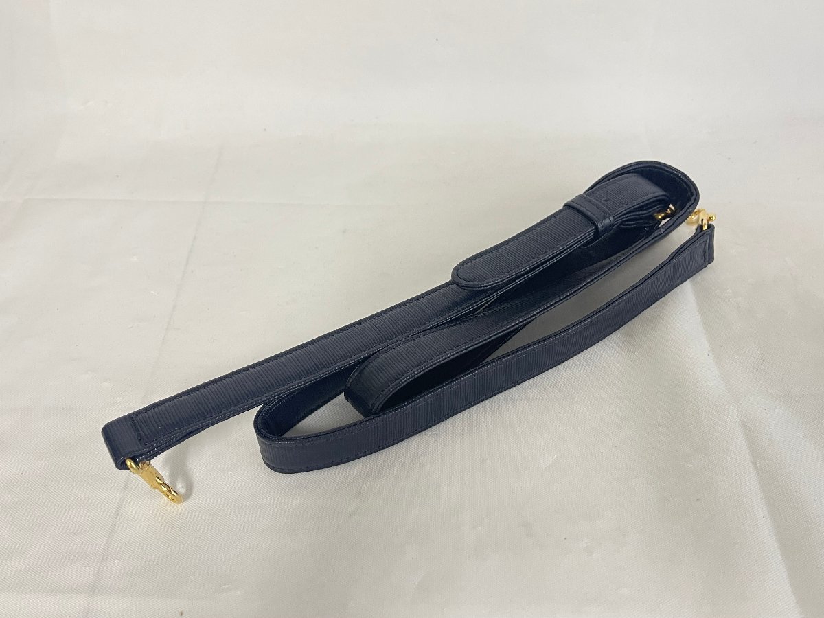 MORI HANAE ハナエモリ公式サイト 椿 ハナエモリ&frasl;ショルダーバッグ&frasl;黒&frasl;レザーの買取実績ブランディア 浴衣 KF0506-73I　ゆうパック着払い　HANAE MORI　ハンドバッグ　ショルダーバッグ　ネイビー系　ハナエモリ　手持ち鞄　斜め掛け鞄