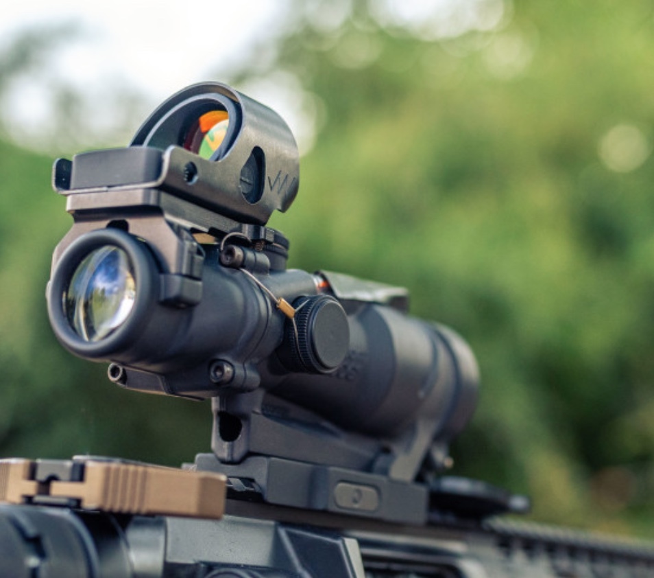 JAGERWERKS BROS■トリジコン SRO用フッド■Trijicon 実物 Jagerwerks B.R.O.S. Trijicon SRO用 保護フッド ( Leupold PVS