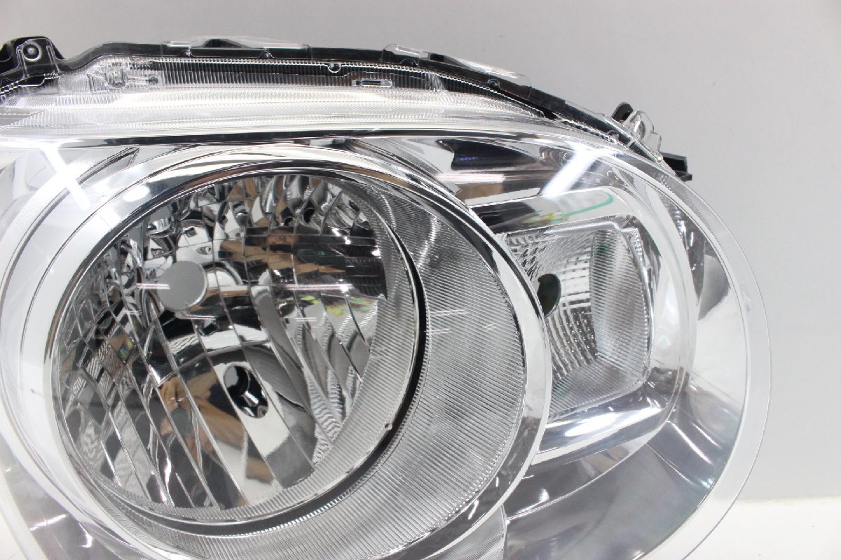 LA800S ダイハツ ムーヴ キャンバス LED 純正 パーツ ムーヴキャンバス