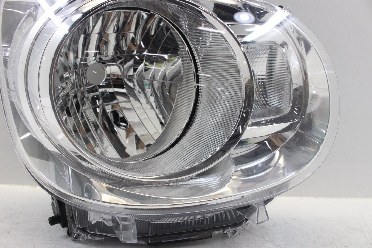 LA800S ダイハツ ムーヴ キャンバス LED 純正 パーツ ムーヴキャンバス
