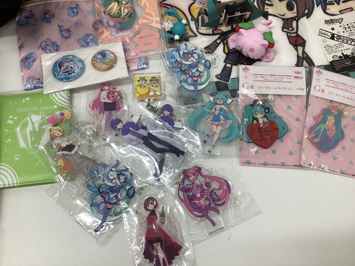 同梱不可/現状】 バーチャル・シンガー 初音ミク グッズ まとめ売り 缶 