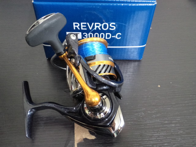 Daiwa　ダイワ　REVROS　LT3000D-C　リール