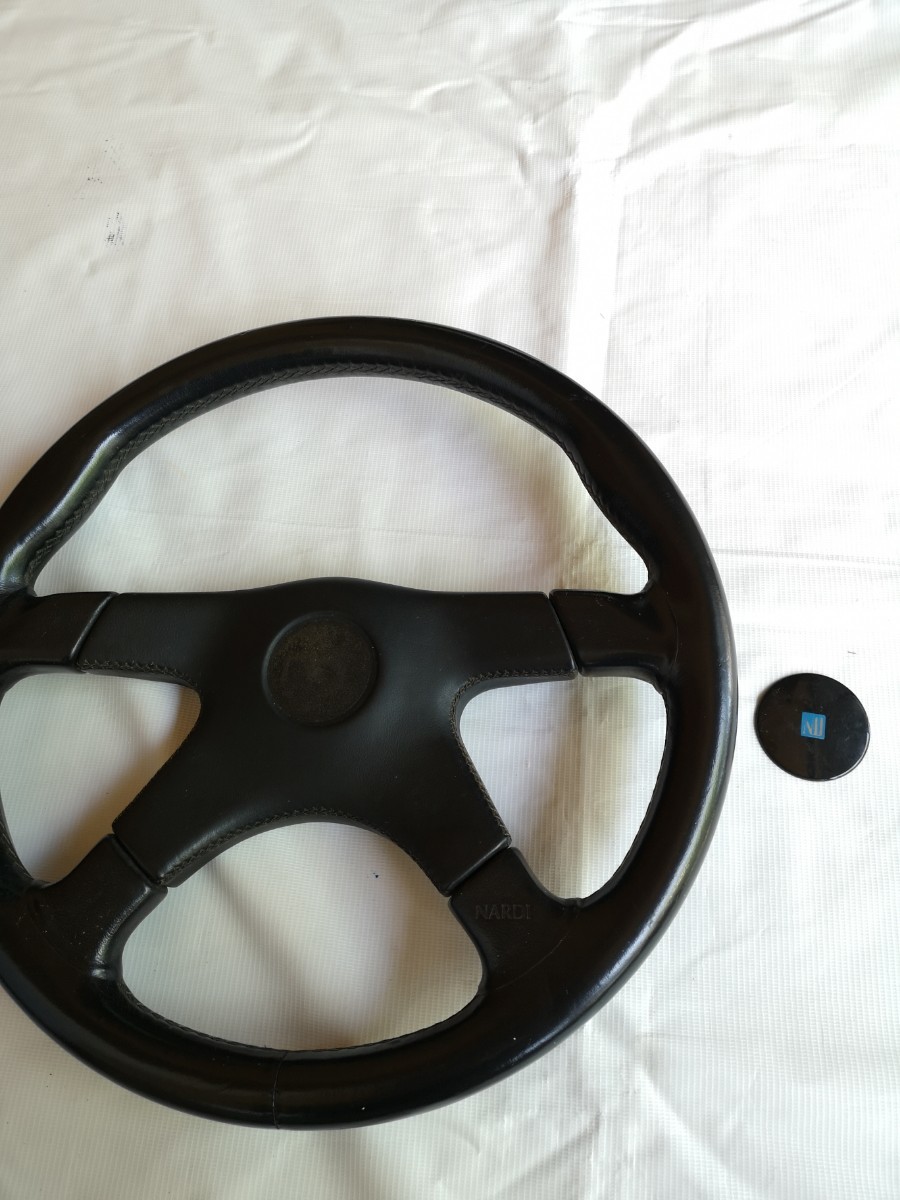 み*様 ジャンク品ナルディ（NARDI）クラシックウッド ステアリング 3
