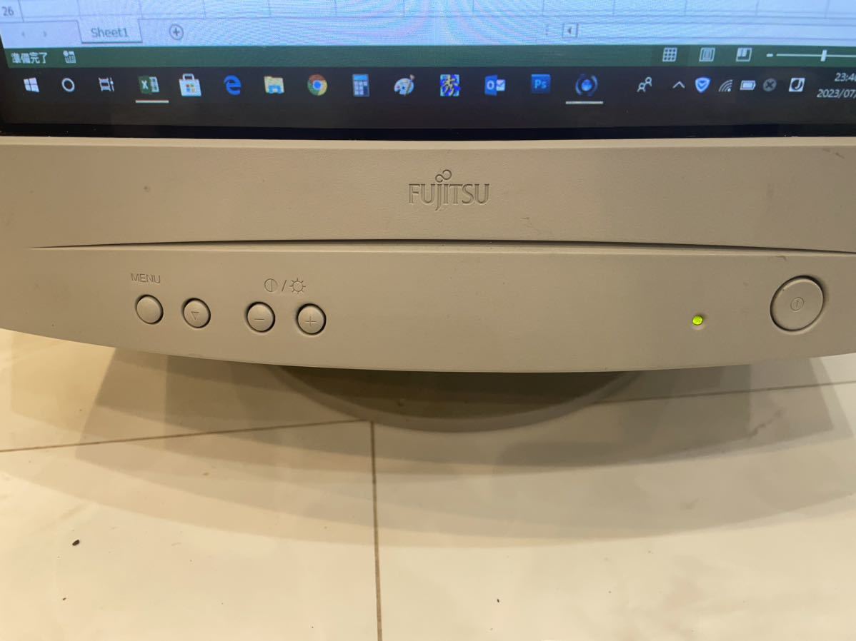 通電OK】富士通 15インチ カラーCRTディスプレイ ブラウン管モニター