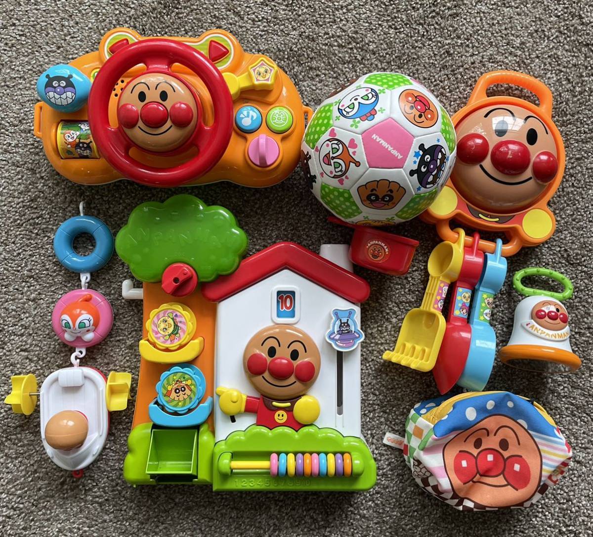 【送料無料】アンパンマン　おもちゃ　６点セット