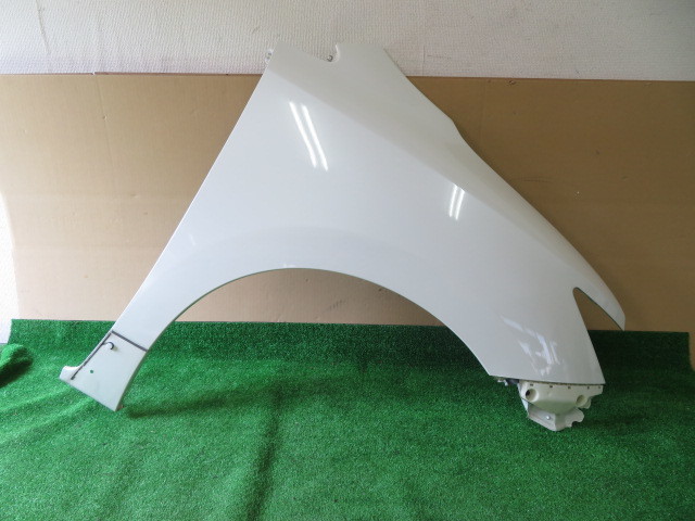 高品質，大人気 ＰＮＥ５２ エルグランド ハイウェイスター 右フェンダー パール 12863(フロント)｜売買されたオークション情報、yahooの商品情報をアーカイブ公開 - オークファン 日産用