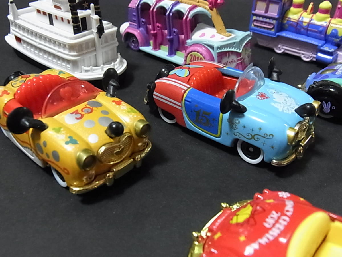 トミカ ディズニー 公式ディズニー・ビークル・コレクション〈トミカ