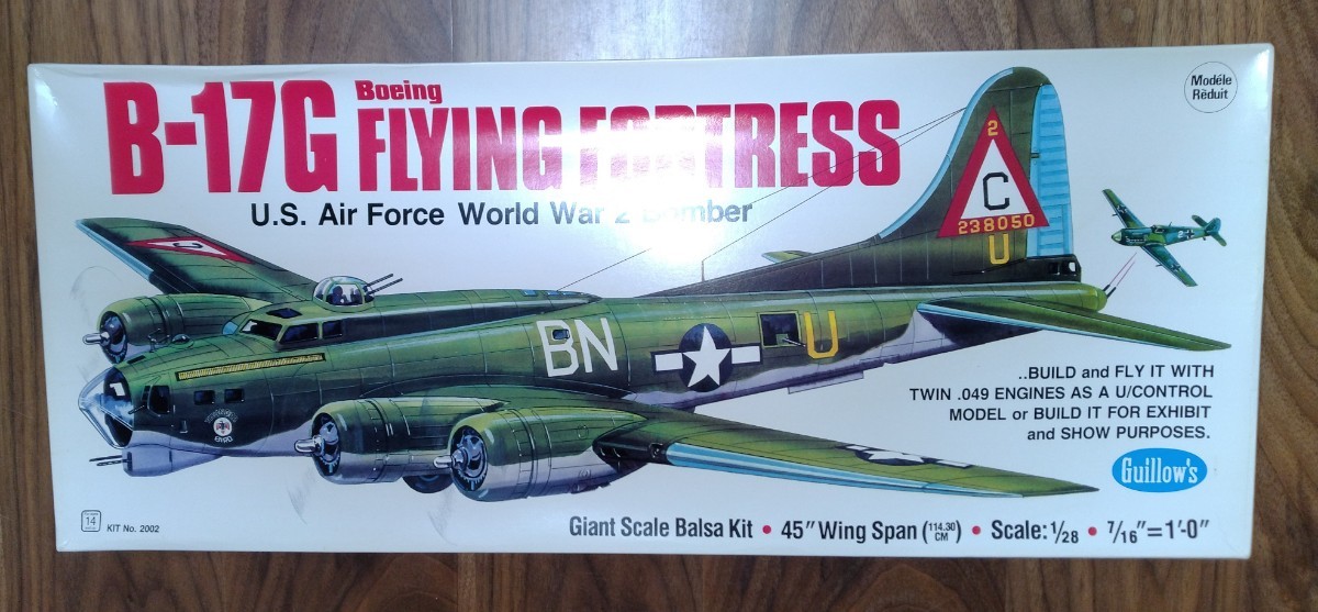 Guillow's B-17 FLYING FORTRESS B-17 フライングフォートレス バルサ