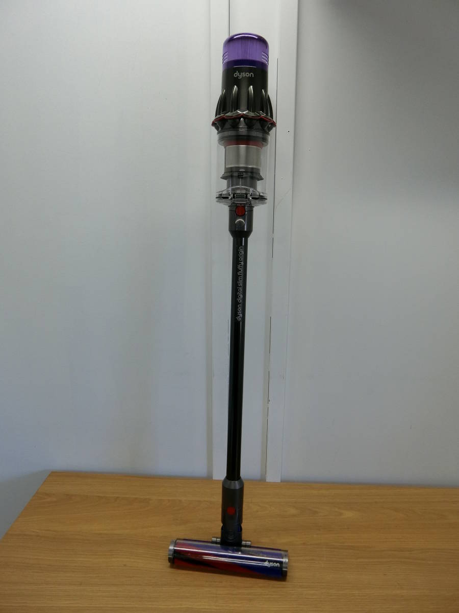 dyson ダイソン コードレスクリーナー SV18 digital slim fluffy origin 充電器無し 掃除機 中古品 管理ZI-140