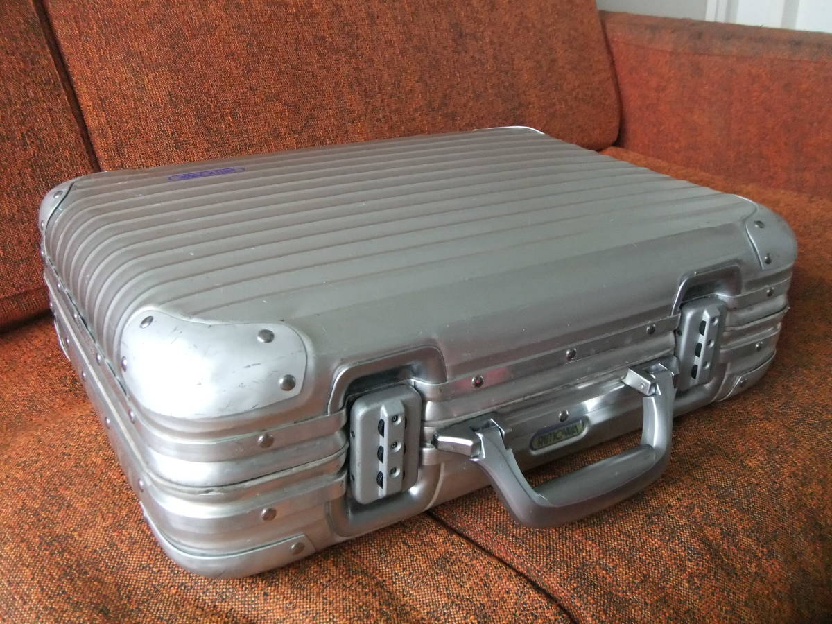 ○RIMOWA リモワ TOPAS ジェラルミン製アタッシュケース /中型トランク