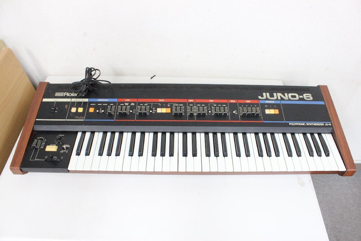希少 roland juno-6 シンセサイザー ROLAND JUNO-6 シンセサイザー