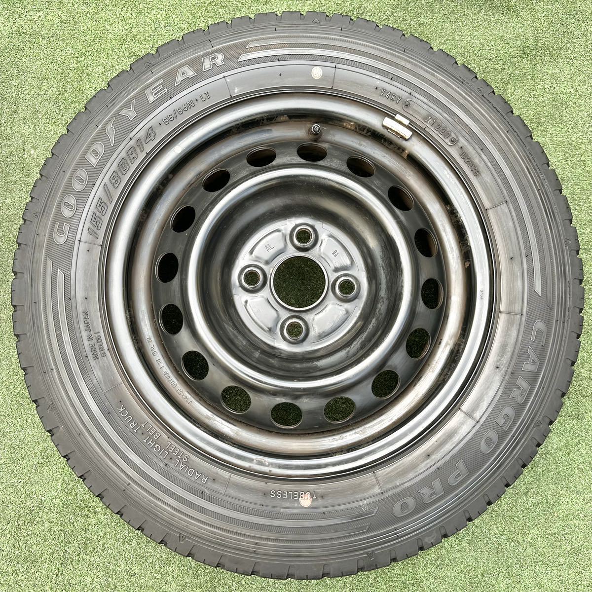 トヨタ サクシード プロボックス純正 14インチ 5J 4H/100 GOODYEAR 155 
