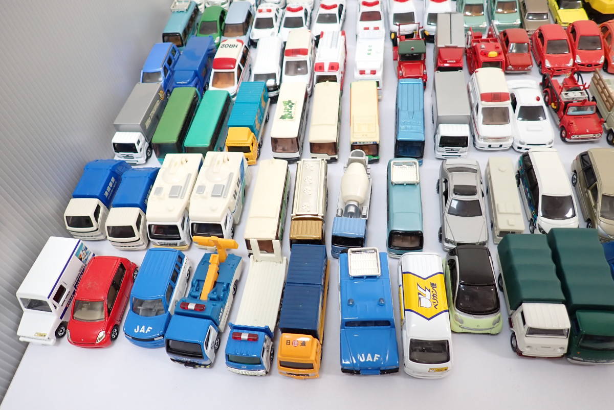 未検品 トミカ ミニカー 128台セット まとめ売り 乗用車 救急車 消防車 
