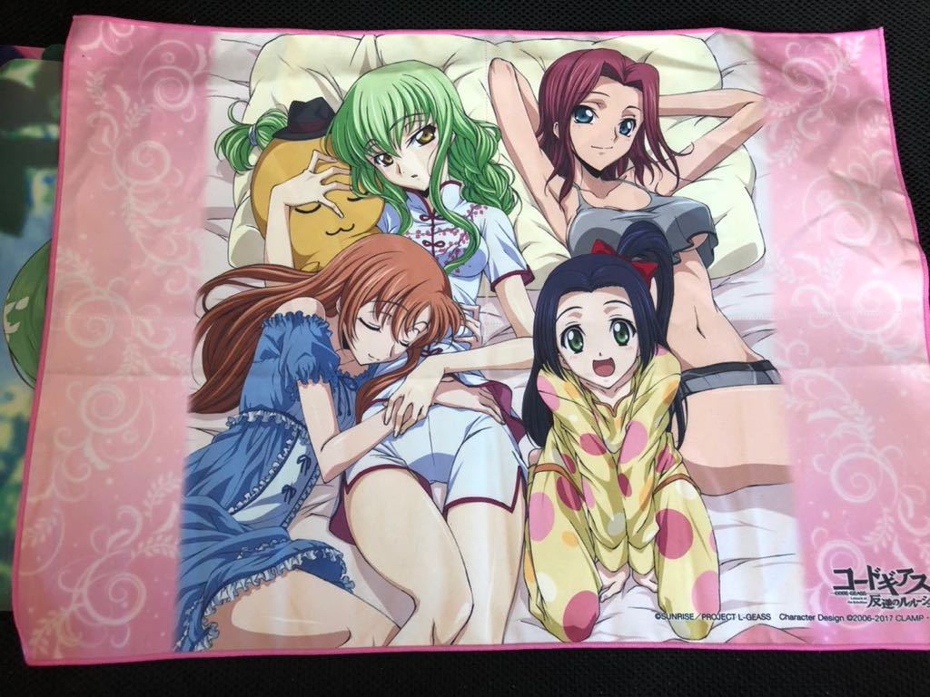 カレン、C.C. プレイマット コードギアス ラバープレイマット C.C.