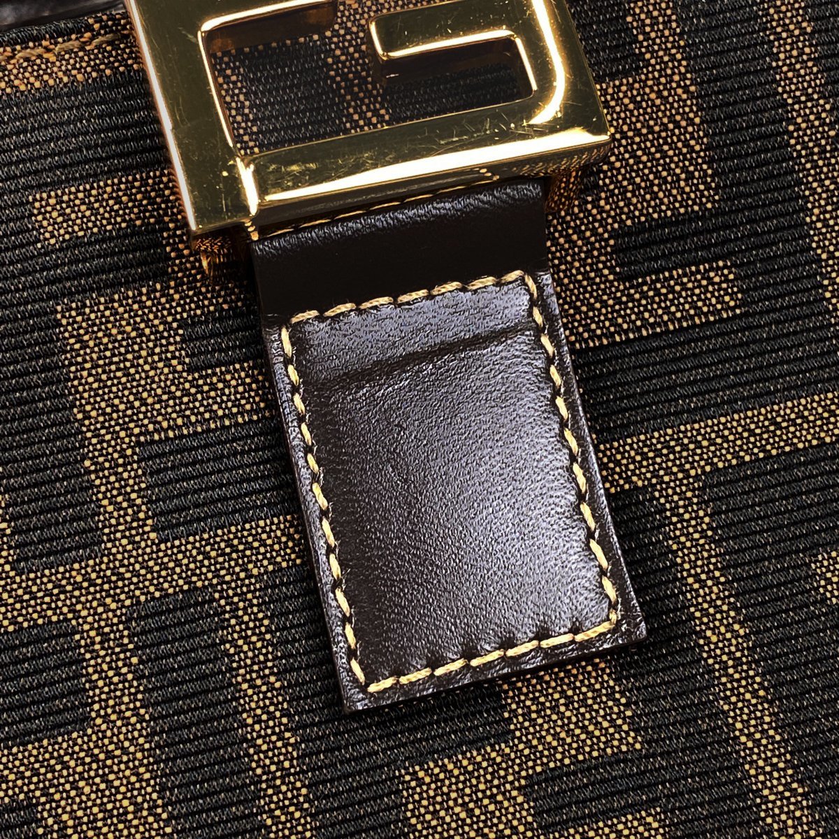 フェンディ FENDI ズッカ柄 ハンドバッグ トートバッグ ハンドバッグ
