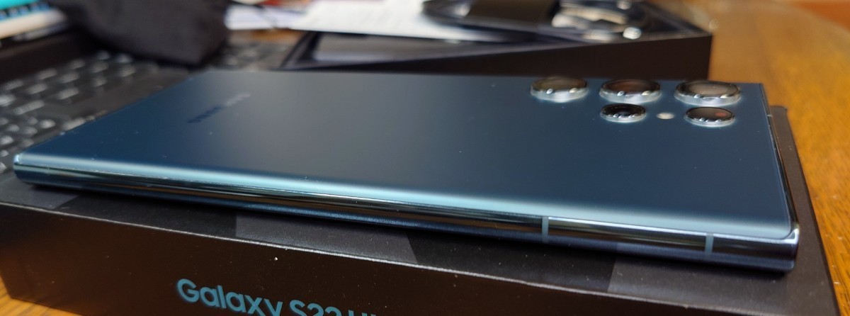 Samsung Galaxy S22 Ultra SM-S908E/DS 256GB RAM:12GB Green グリーン 