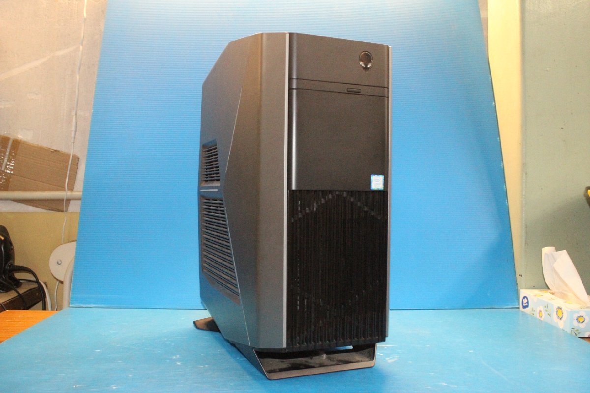新品SSD搭載 ■DELL■ Alienware Aurora R7 / Core i7-8700 3.2GHz / メモリ 32GB / SSD 500GB + HDD 500GB / GeForce GTX 1080 / Win10Pro