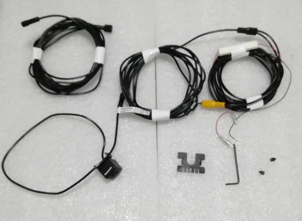 Panasonic純正 リヤビューカメラ CY-RC100KD　送料520円～