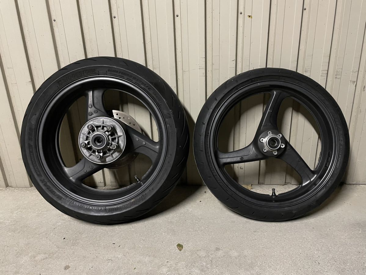 cb400sf revo nc42後期 2021年式 リアホイール美品 cb400sf revo nc42