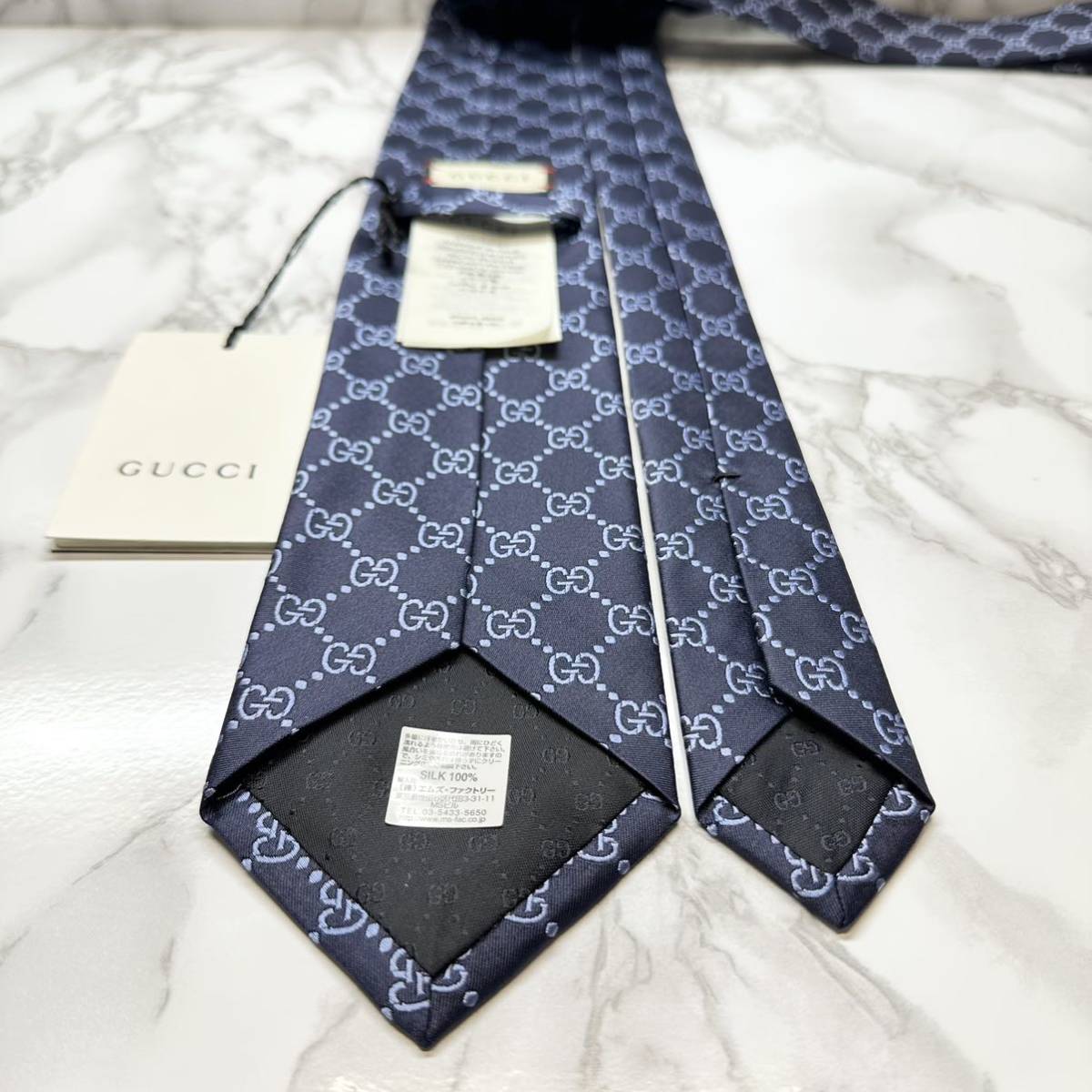 新品未使用タグ付 現行タグ 人気 GUCCI ネクタイ シルク100% GG柄 蜂