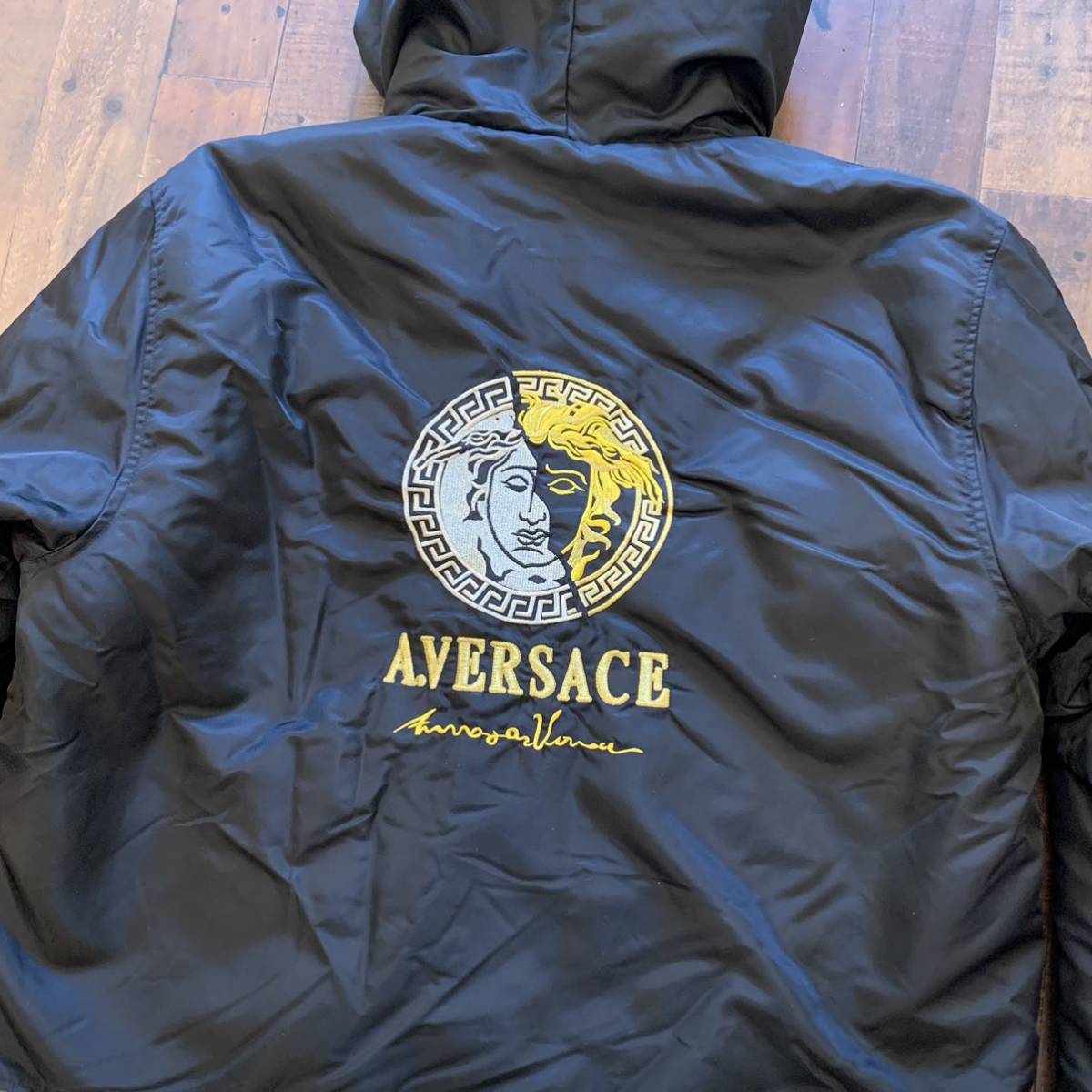 ベルサーチ ベンチコート （【希少品】ヴェルサーチ VERSACE ベンチ 