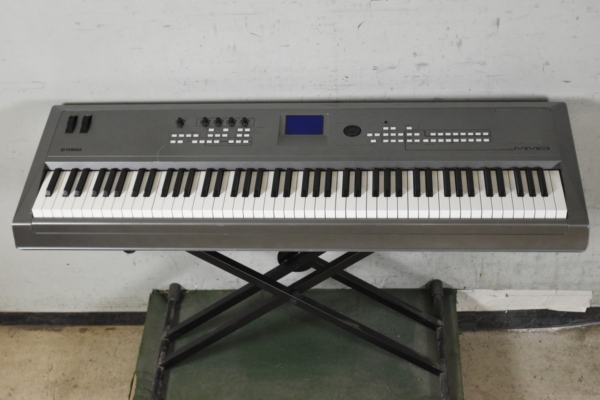 希少 廃盤 ヤマハ YAMAHA キーボード シンセサイザー MM8 ヤマハ | MM8 - シンセサイザー - 概要