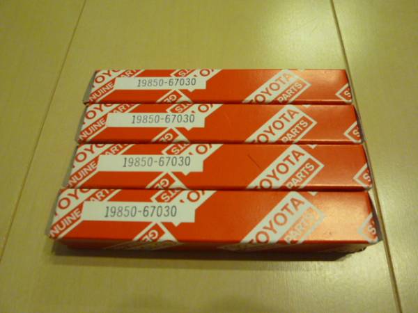 1KZ グロープラグ 4本セット！ KZJ78プラドで使用(エンジン部品