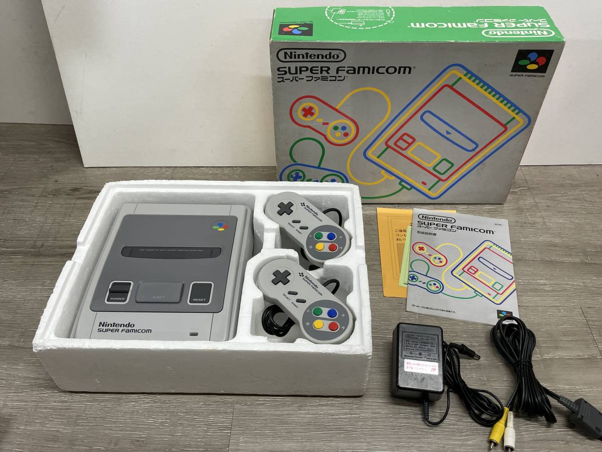 ☆ SFC ☆ スーパーファミコン SHVC-001 動作品 状態良好 本体 コントローラー 箱 説明書 付属 Nintendo 任天堂 6163