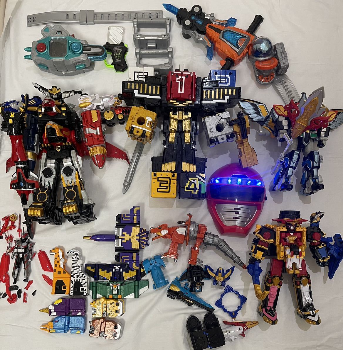 バンダイ オーラアタック 戦隊ヒーローセット スーパー戦隊おもちゃ