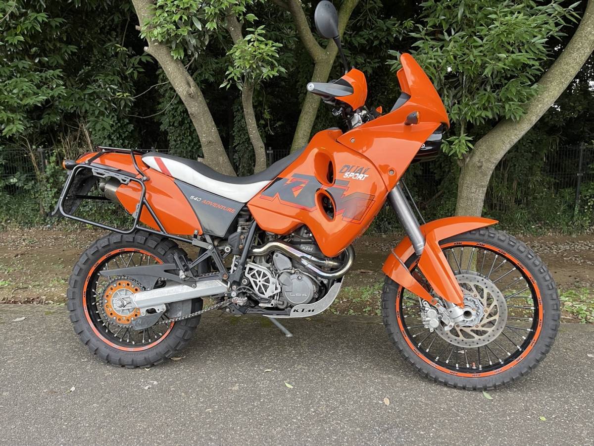 0 KTM ADVENTURE Adventure : - LC4 | reviews specifications 