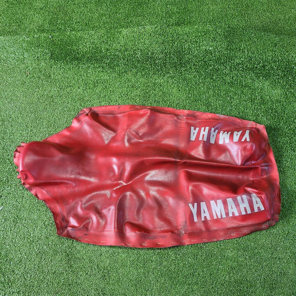 DT200R 37F シートカバー　シート表皮　純正品　赤　DT200 日本製純正品　YAMAHA ヤマハ　当時物