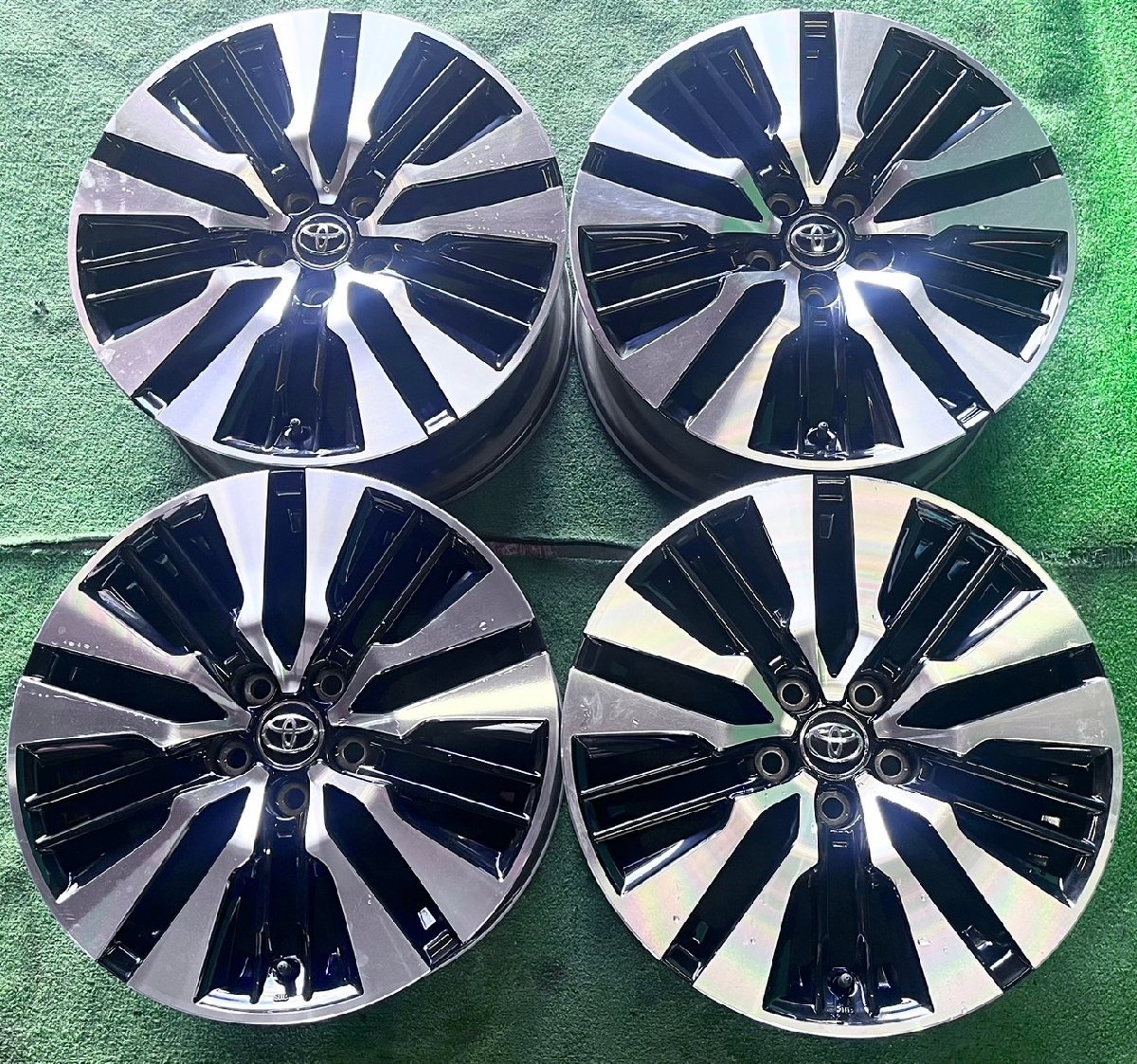 ☆TOYOTA 30アルファード後期純正 18インチ×7.5J+45 114.3/5H 中古