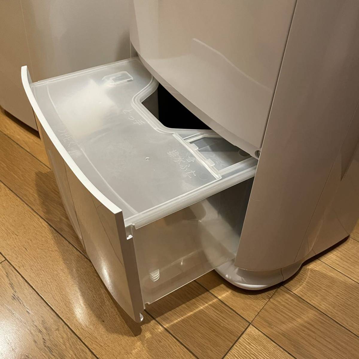 美品】三菱 MJ-P180NX-W 衣類乾燥除湿機 【公式通販】