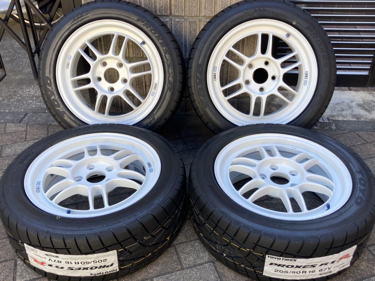 今回限り！ 出品ラスト！ 新品タイヤ付き！ エンケイRPF1 TOYO R1R 205  