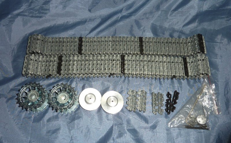 メタルギアメタルキャタピラ 1⁄16タイガー戦車ラジコン 3818-upg1 1/16