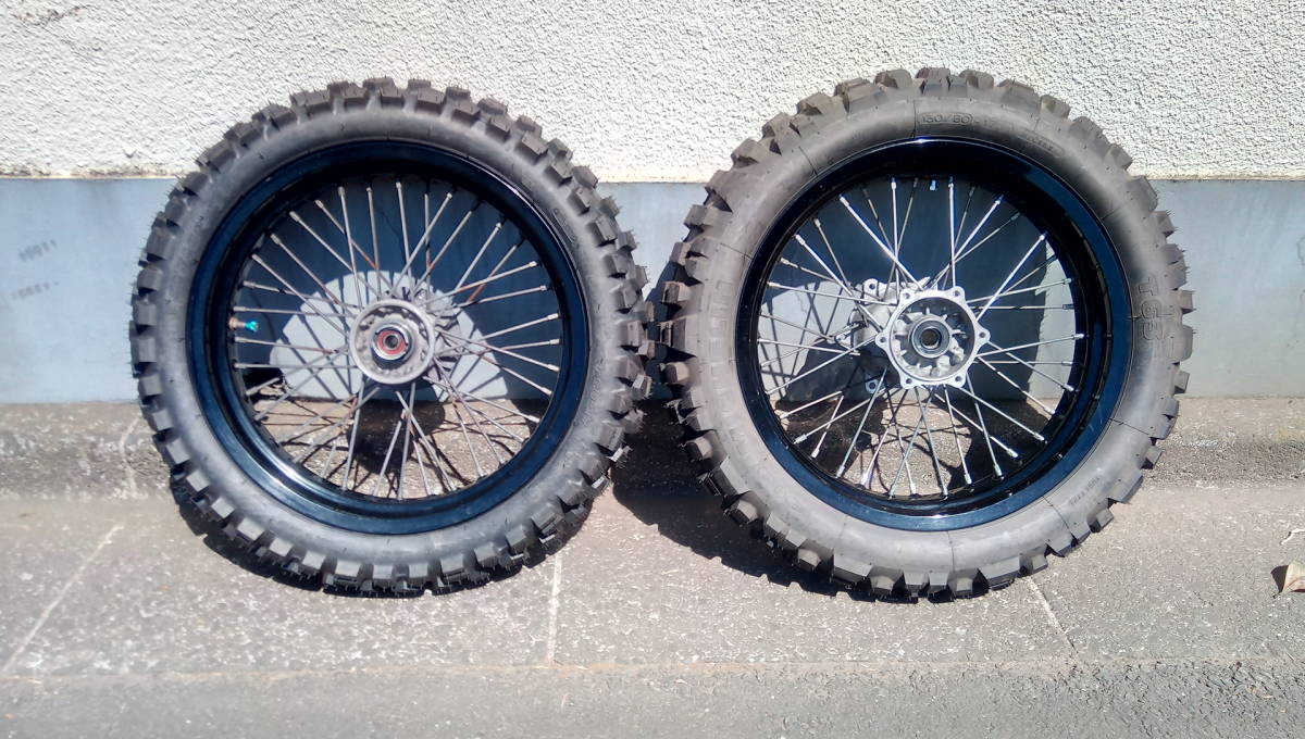 KAWASAKI Dトラッカー KLX250 用 17インチホイールセット ブロック