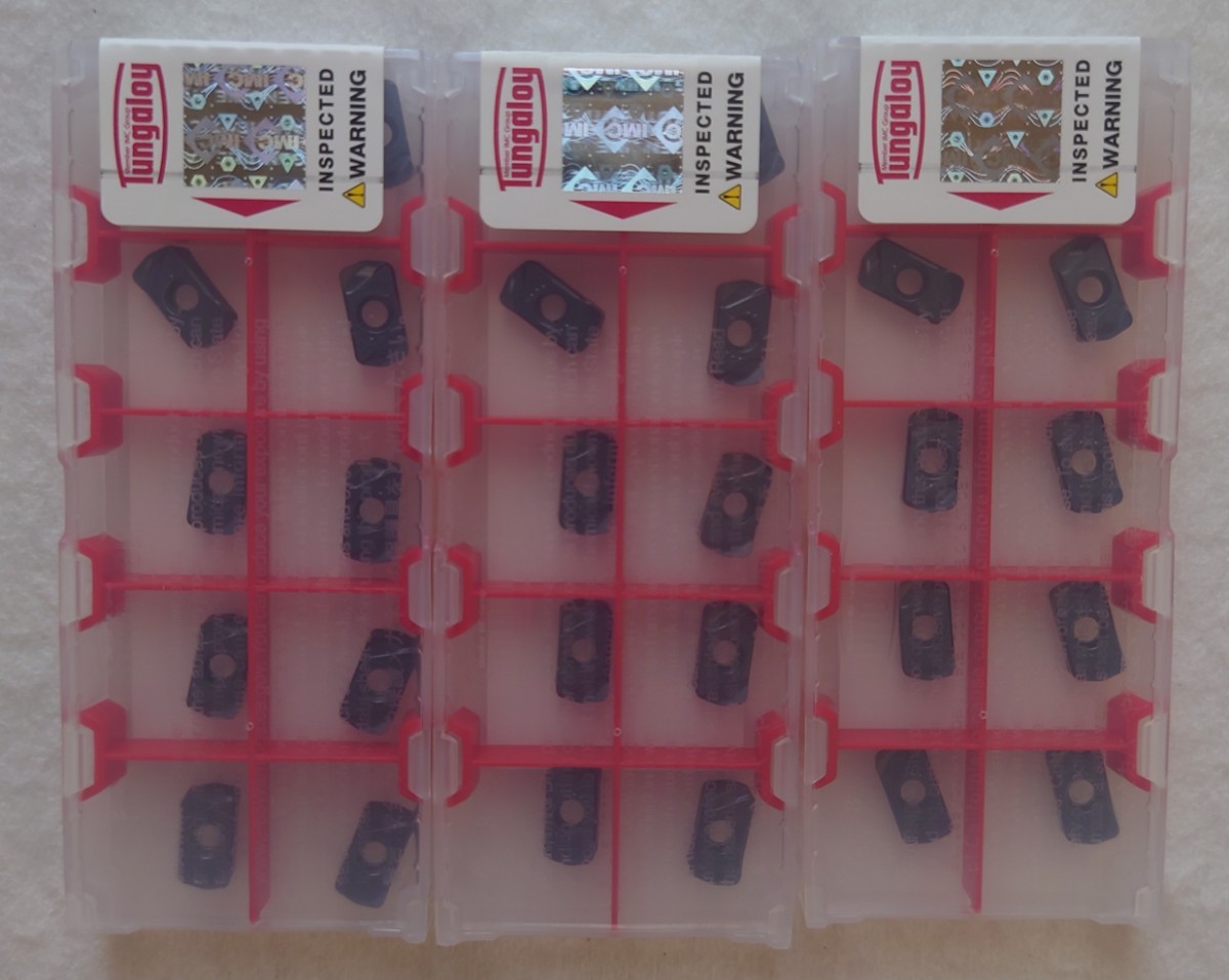 タンガロイ （ Tungaloy ） 転削用チップ LNMU0303ZER-ML AH8015 10個入り3ケース◆新品未使用品