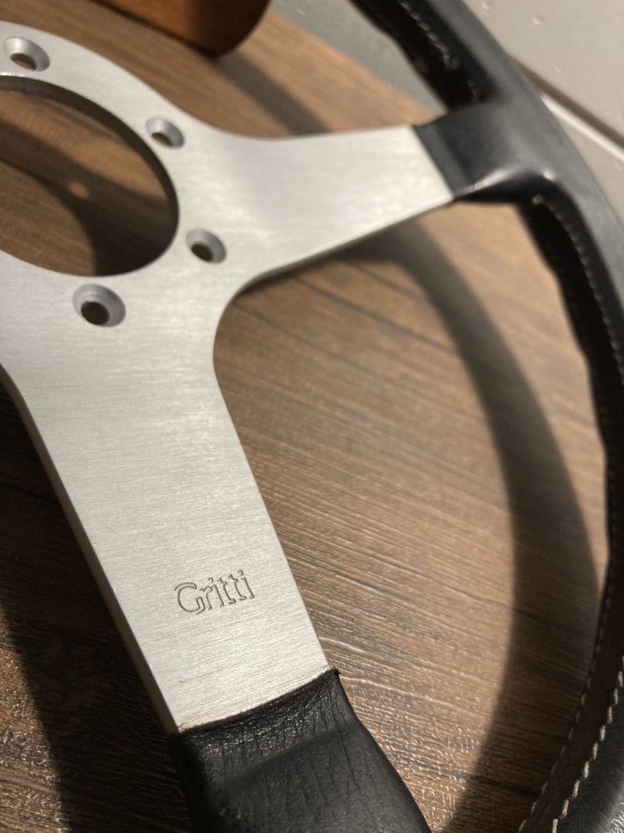 MOMOモモ Grittiグリッティ ステアリング 希少 当時物 84年製 直径37Φ ポルシェBMWフェラーリ テスタロッサ NARDIナルディーpersonal 旧車